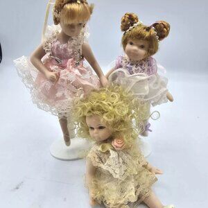 Show Stoppers Porcelain Doll Baby With Long White Dress